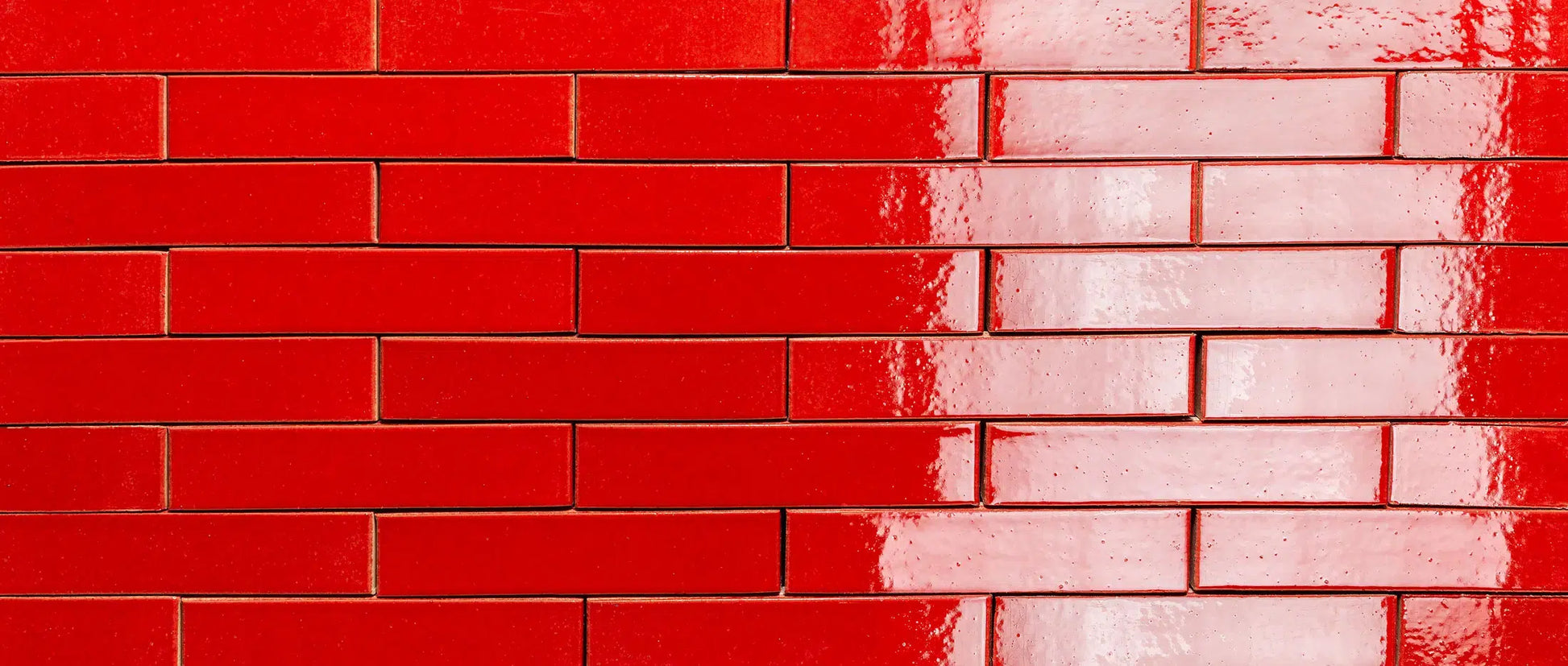 Ladrillo esmaltado rojo Coral para fachada cerámica exterior